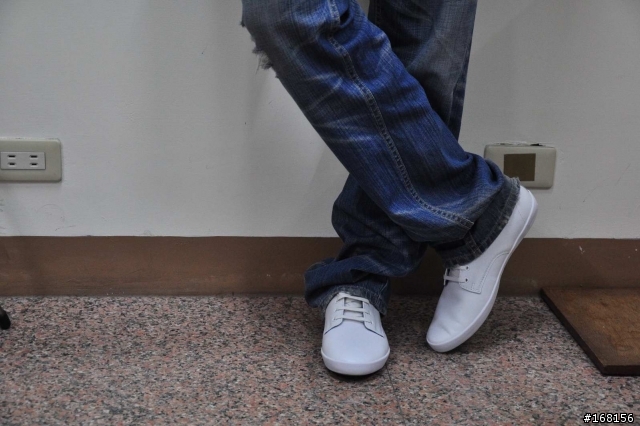 窮學生開箱文被上班族開箱文踢館.......之英國月桂冠經典FRED PERRY