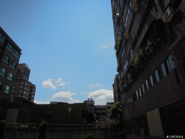 想買P300當隨身機(2011/07/11更新 附測試圖)
