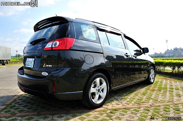 [開箱] 新好爸爸のFord i-MAX Ghia七人座