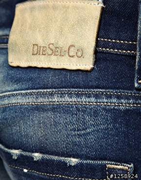 【分享】Diesel Larkee 880R &Peoples Market jeans 實穿