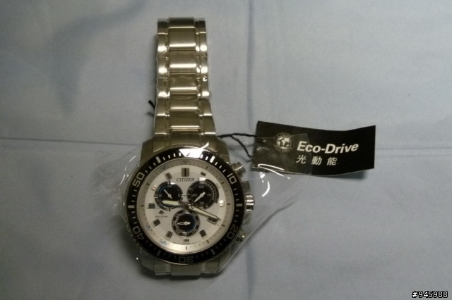 【簡單開箱】CITIZEN電波微粒體格紋專業運動錶+極限勇者光動能電波錶