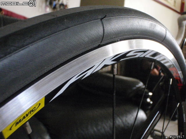 [分享]2010年GIANT DEFY Advanced 2 入手細部照片