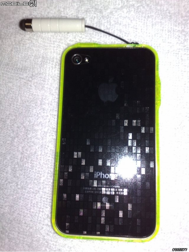 [ 分享 ] 小黑換新衣 Mycover iPhone 4 超薄 透明邊框 保護殼