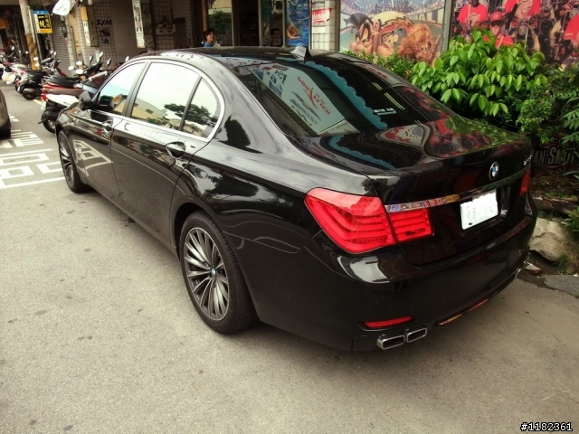 沉默的V12猛獸，760Li