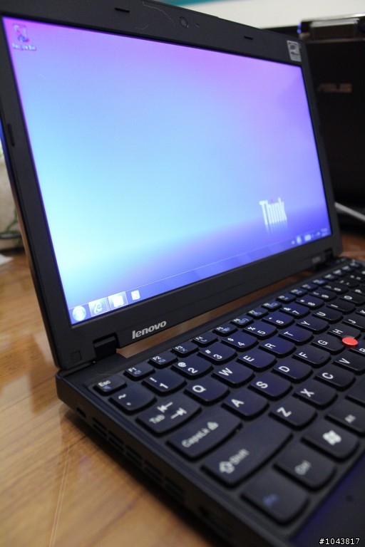 [簡易開箱] Lenovo ThinkPad X120e