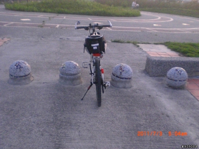 2011.7.3早，失望的『苗栗縣後龍溪左岸自行車道』