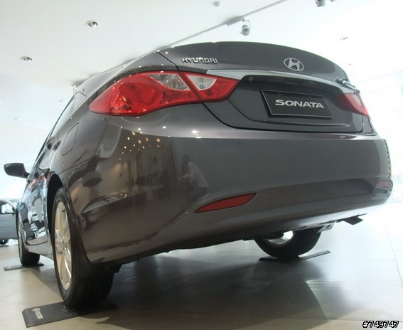 誘人卻神祕低調的鈦藍灰SONATA 開箱  心中此價位等級的極品即將到手