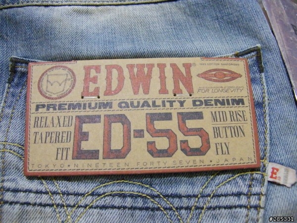 愛德恩攻略之獨一無二的ED-55 - Relaxed tapered fit