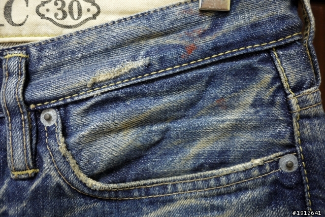 [分享] Hysteric Glamour HG Liquid Scattered 血漬 潑漆褲