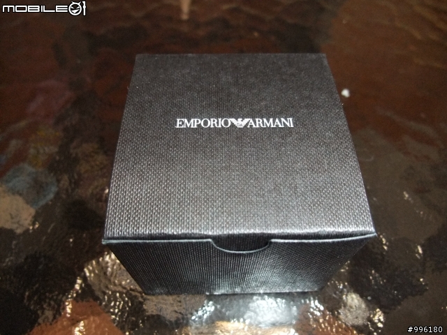 開箱 ARMANI 單耳耳環