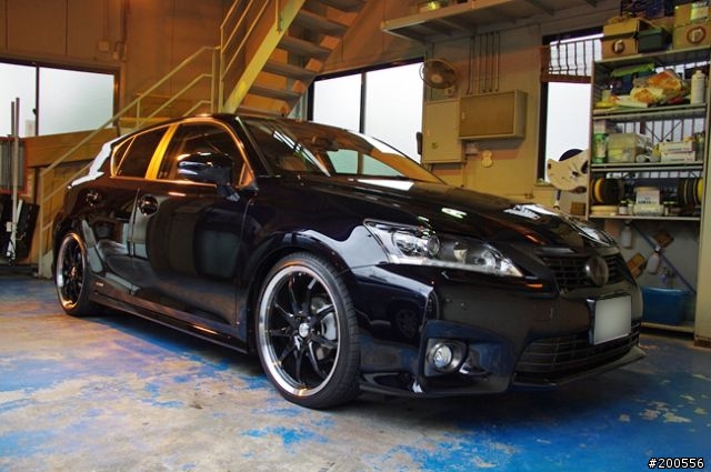 Lexus CT200h- 晶鑽黑照片