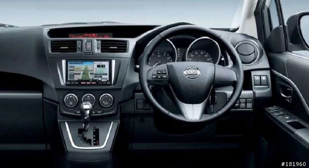 2012 nissan lafesta