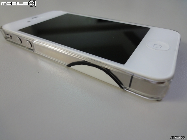 [分享]一堆iPhone4保護殼~敗家啊>"