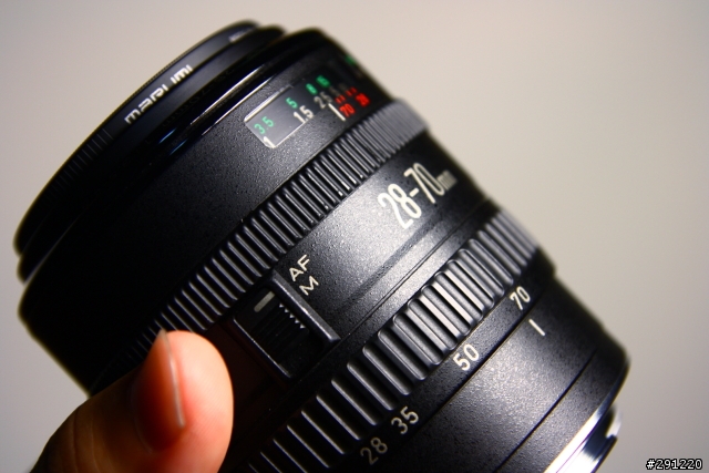Canon EF輕巧老鏡 - EF28-70mm f/3.5-4.5 II