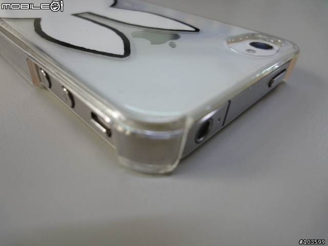 [分享]一堆iPhone4保護殼~敗家啊>"