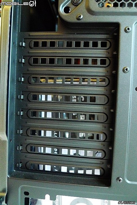 [開箱] CORSAIR 400R