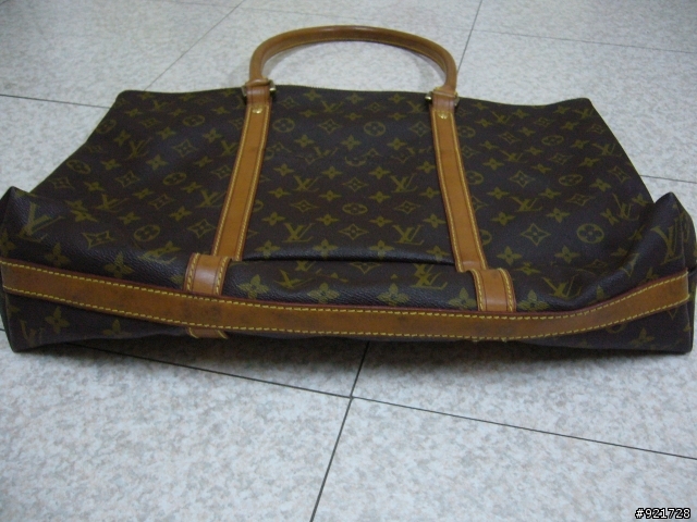 有人認識這款LV嗎?