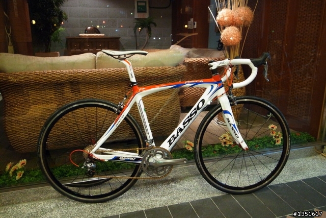 [分享] 義大利勁駒 BASSO ASTRA