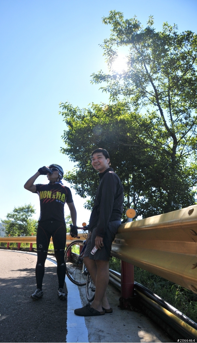 2011 ●  跳 跳 虎 在 武 嶺 ● 照片再次呈獻 08/26上傳