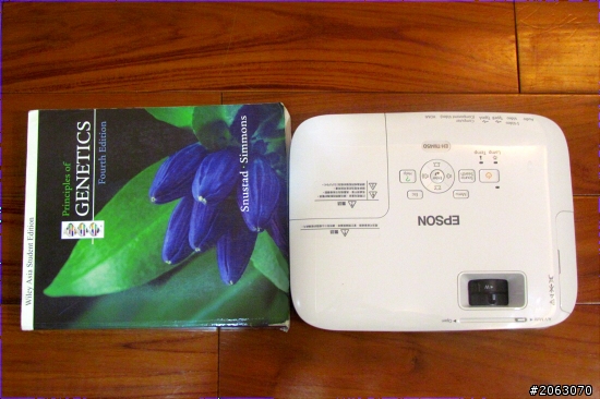 [分享] Epson EH-TW450，我的不專業開箱文