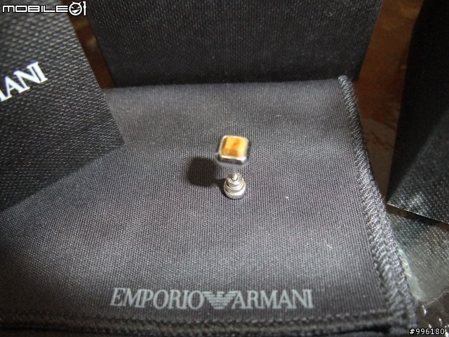 開箱 ARMANI 單耳耳環