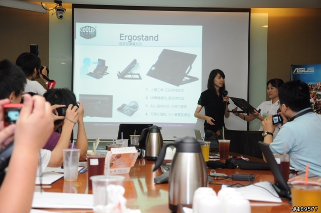 2011年這個八月ASUS Focus Group