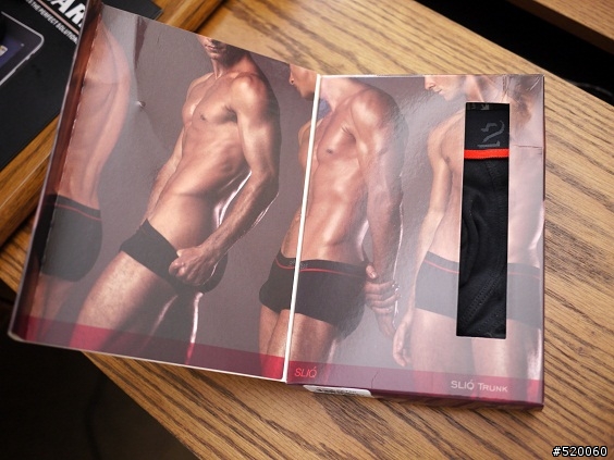 [開箱]CK Pro Stretch Reflex Low Rise Trunk VS. 2(x)ist Sliq Trunk
