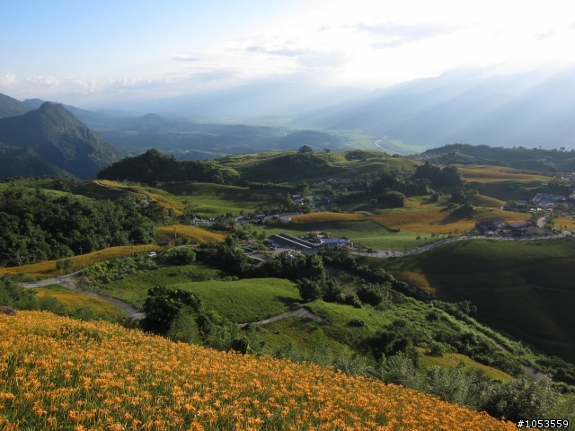 颱風前上六十石山v.s赤科山~圖多...