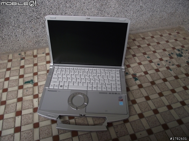 今年第一次到手測試的CF-F8