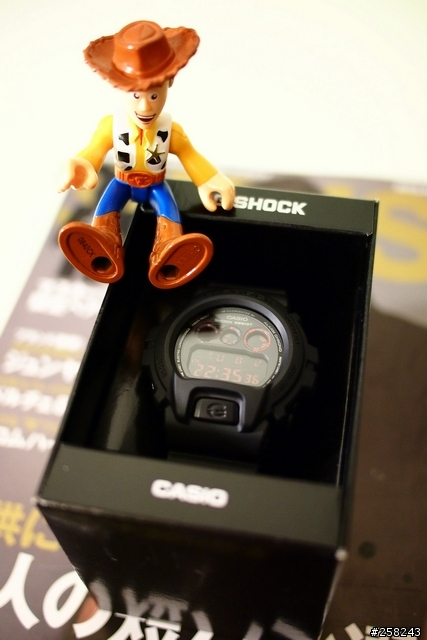 【西西分享】男孩的玩具---G-SHOCK DW-6900MS-1