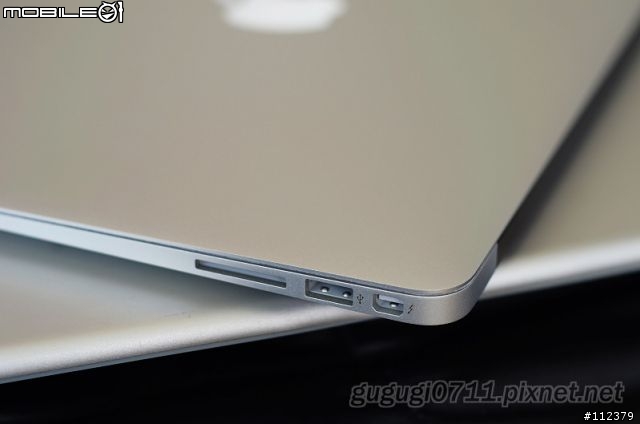 [開箱]台版New Apple MacBook Air 13" i5 SSD128GB