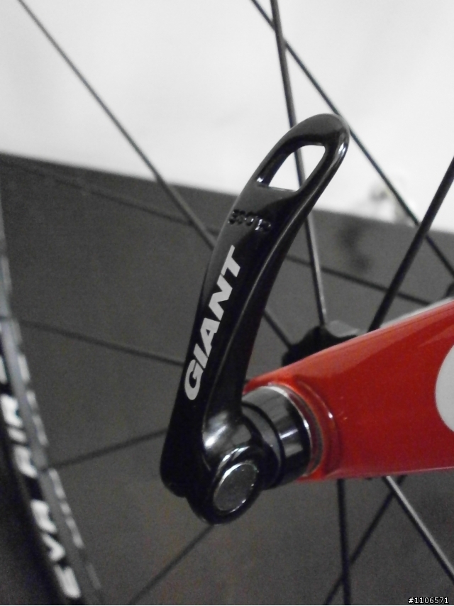 開箱文 2012   TCR ADVANCED 3