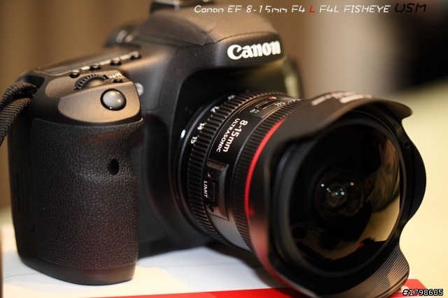 Canon EF 8-15mm F4 L F4L FISHEYE USM 最簡易開箱