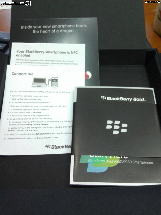 簡單開箱Blackberry 9900(8/24小更新）