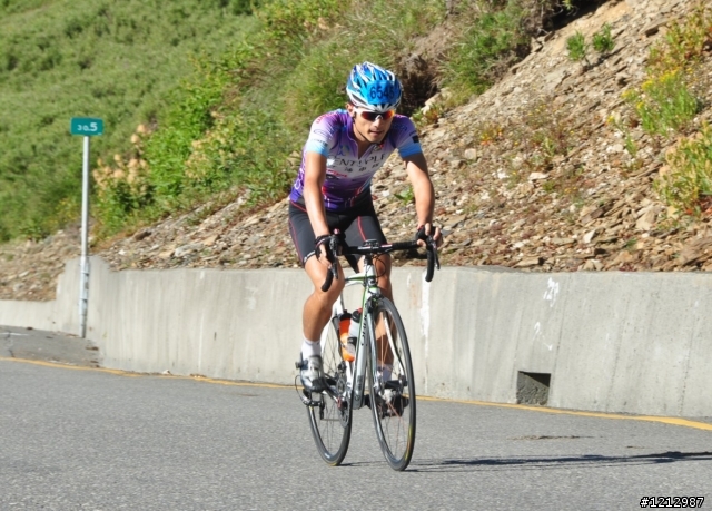 2011 NeverStop 永不放棄～悠活單車版～時間9點11分前14甲30.5k(3本600張)