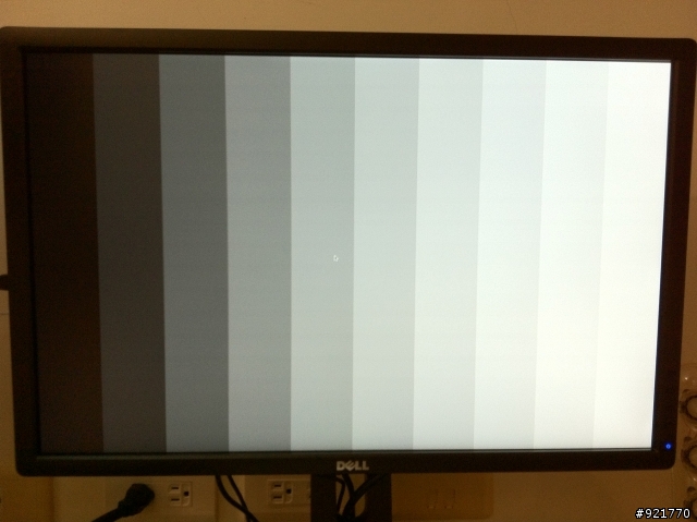 【非常不專業開箱】Dell U2412M 24" 16:10 IPS螢幕