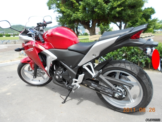 2011CBR250R入手啦(不專業分享)^^~~~