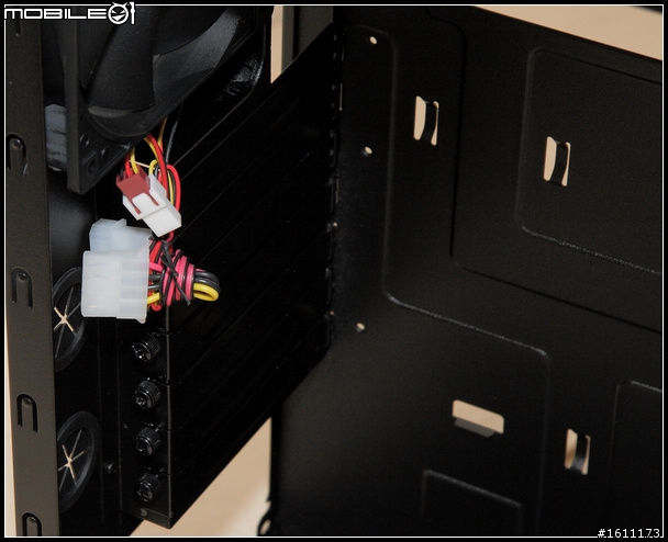 【開箱】i7 2600K+Z68AP-D3新機裝Silencio 550