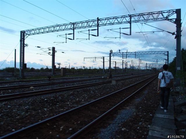 三天二夜坐火車環島兼完成 「鐵道旅行，幸福100」