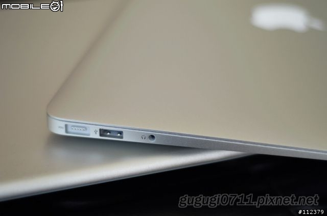 [開箱]台版New Apple MacBook Air 13" i5 SSD128GB