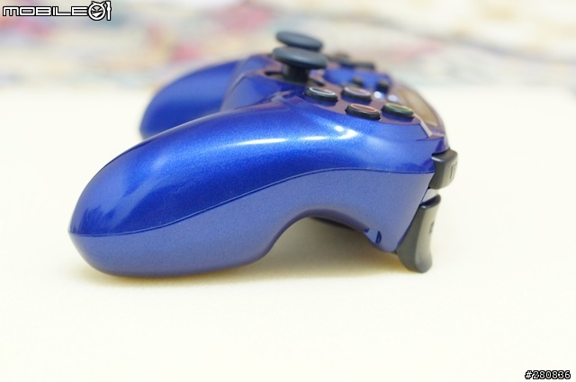 『開箱』GAMETECH無線連發震動手把BATTLE PAD TURBO3