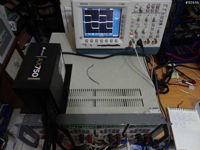 CORSAIR AX750模組化750W電源供應器簡介及測試