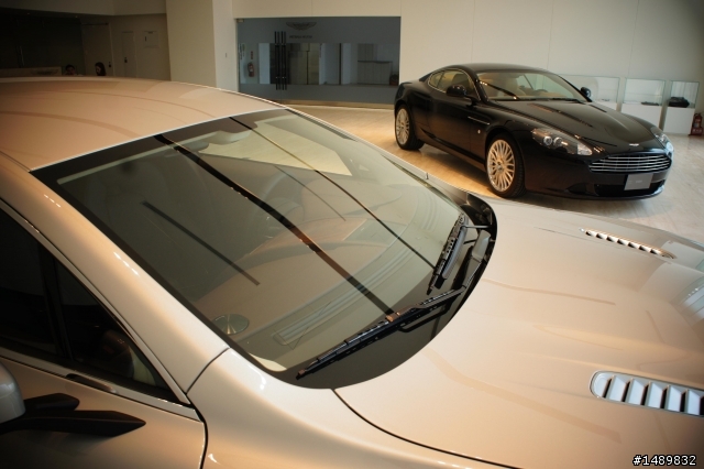 Aston Martin  Bentley Roll Royce
