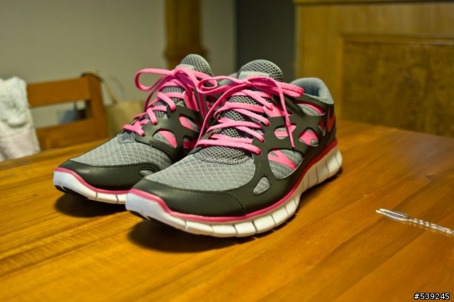 [小小開箱]NIKE iD FREE RUN +2