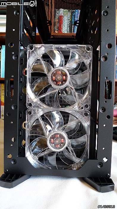 [開箱] CORSAIR 400R