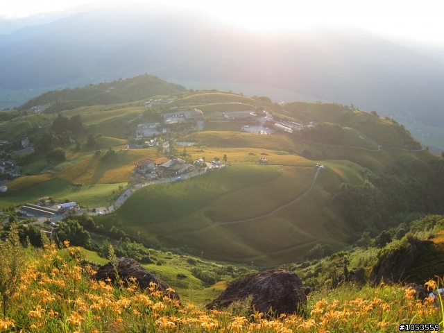 颱風前上六十石山v.s赤科山~圖多...