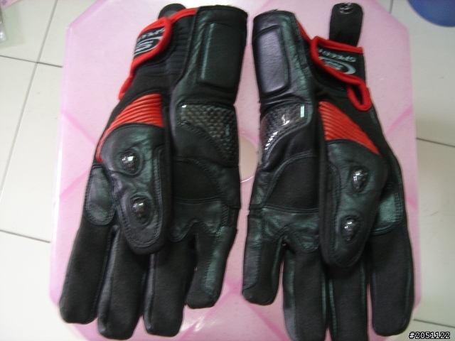 開箱初體驗 speed-r ss700 fox 護具盔甲