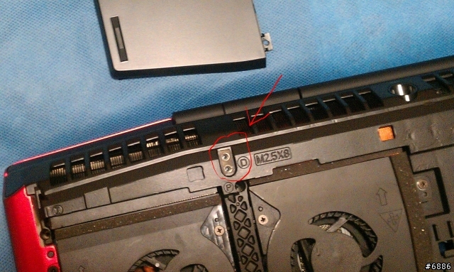 ~我的M18X發現明顯瑕疵...