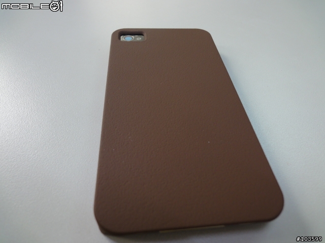 [分享]一堆iPhone4保護殼~敗家啊>"