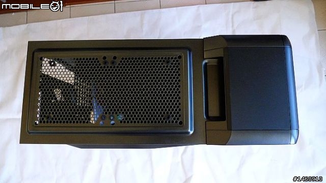 [開箱] CORSAIR 400R